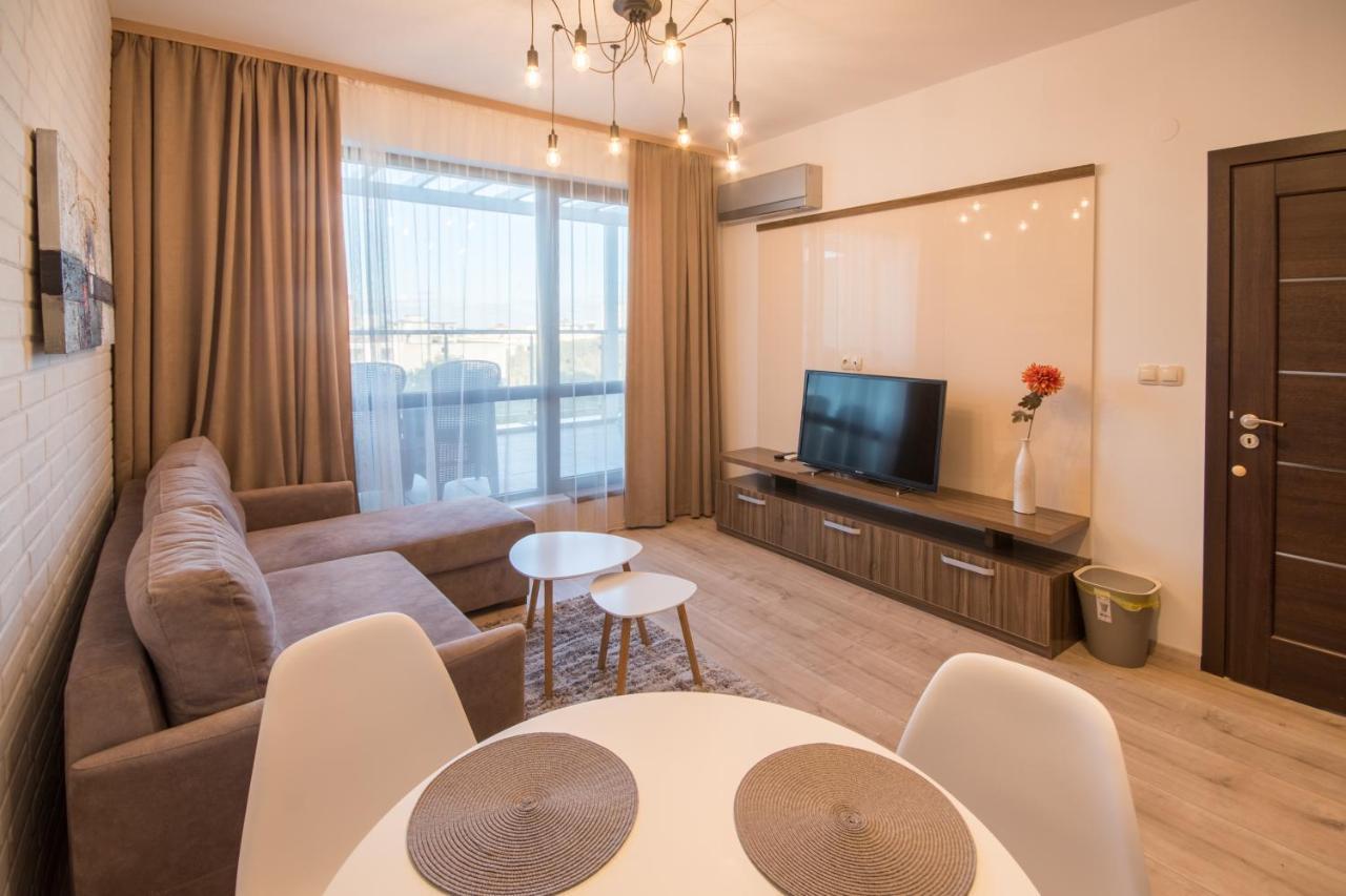 City Apartments Triumph Varna Ngoại thất bức ảnh